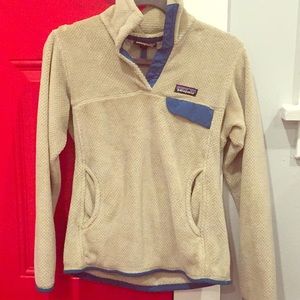 Patagonia pull over size small